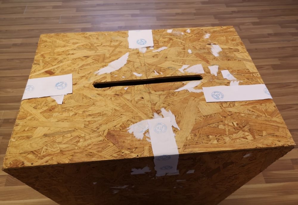 Câte persoane au votat, în Dolj, până la ora 14.00. Peste 1.600 de solicitări pentru urna mobilă 