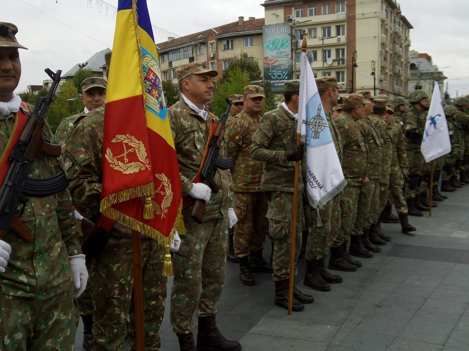 scorpioni albastri (3)