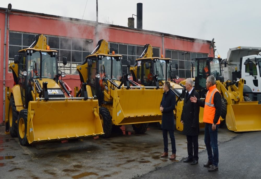 Utilaje noi, de 2,5 milioane euro, la „Drumuri și Poduri” Dolj  