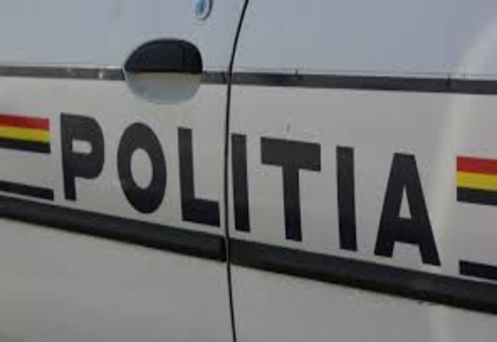 Tânăr din Vâlcea, urmărit de poliție pe străzile din Craiova. Dosar penal pentru șofer și pasager din mașină, la spital  