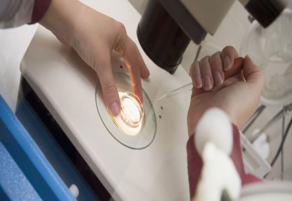 10 cupluri din Craiova pot primi bani de la primărie pentru procedura de fertilizare in vitro