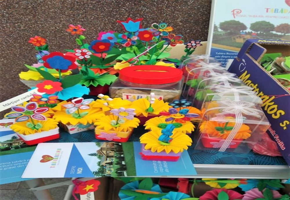 Mărțișoare pentru „Tabăra Bucuriei”. Copiii bolnavi de cancer din Oltenia au nevoie de un campus