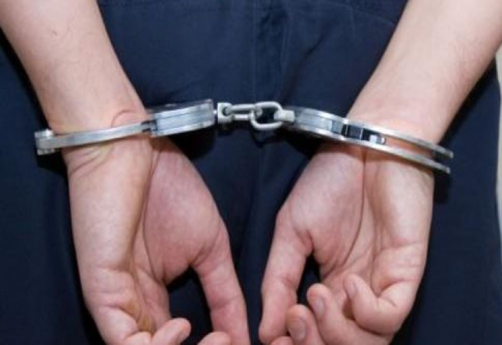 Mehedințean prins de polițiști după un furt comis într-o localitate din Dolj