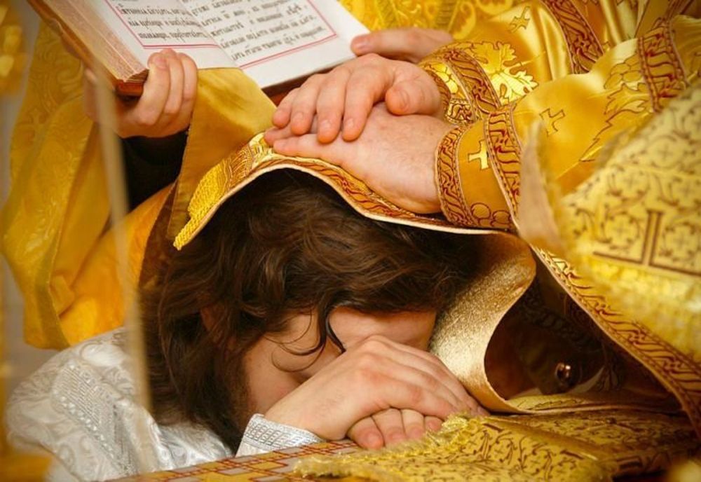 Comentariu: Și dacă spovedania face mai mult rău decât bine?!