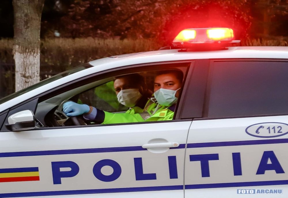 Dolj: Un tânăr băut la volan a intrat cu mașina într-un cap de pod 