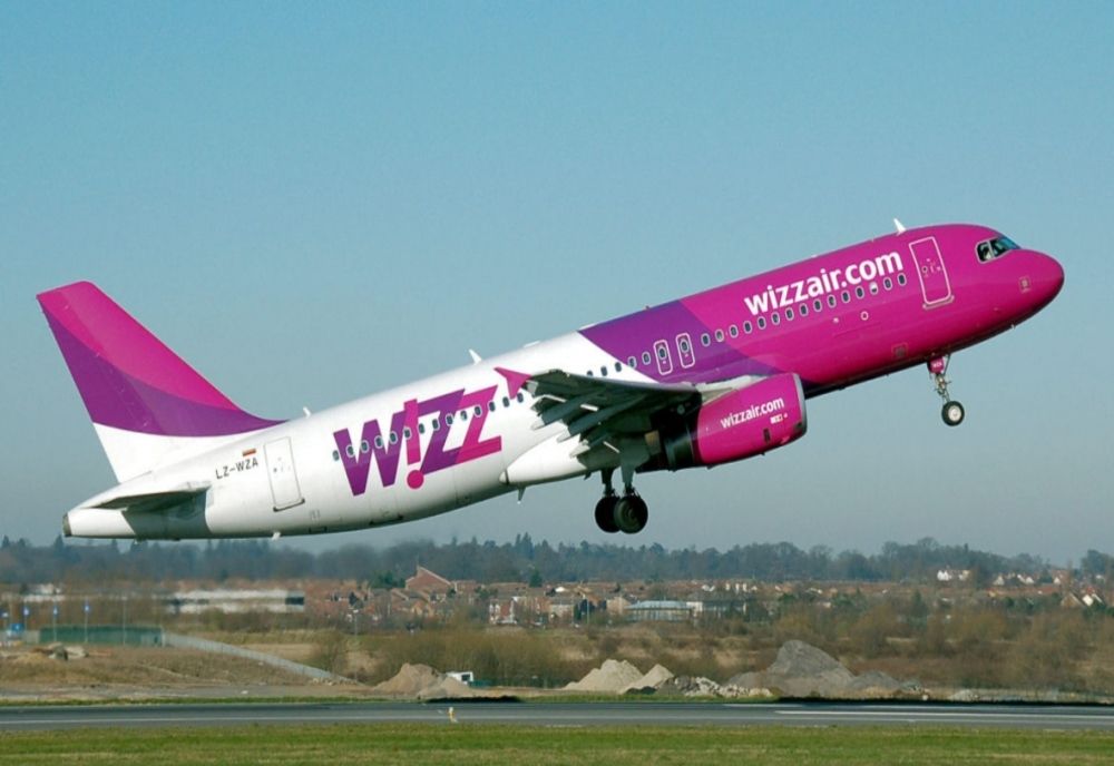 Wizz Air redeschide baza din Craiova 