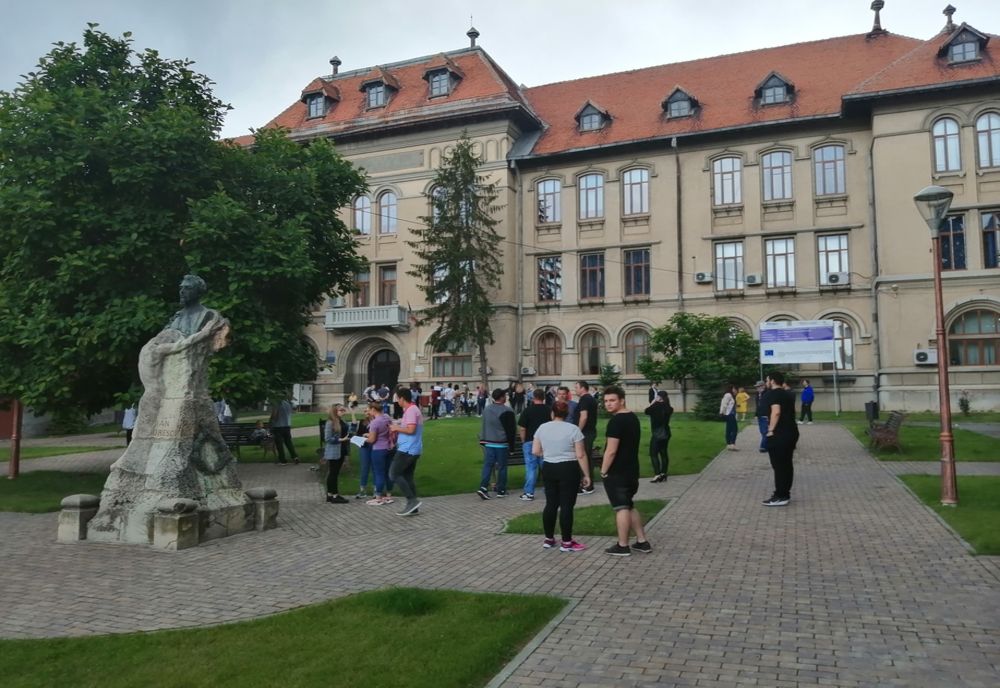 Dolj: 399 de absenți la prima probă a Evaluării Naționale