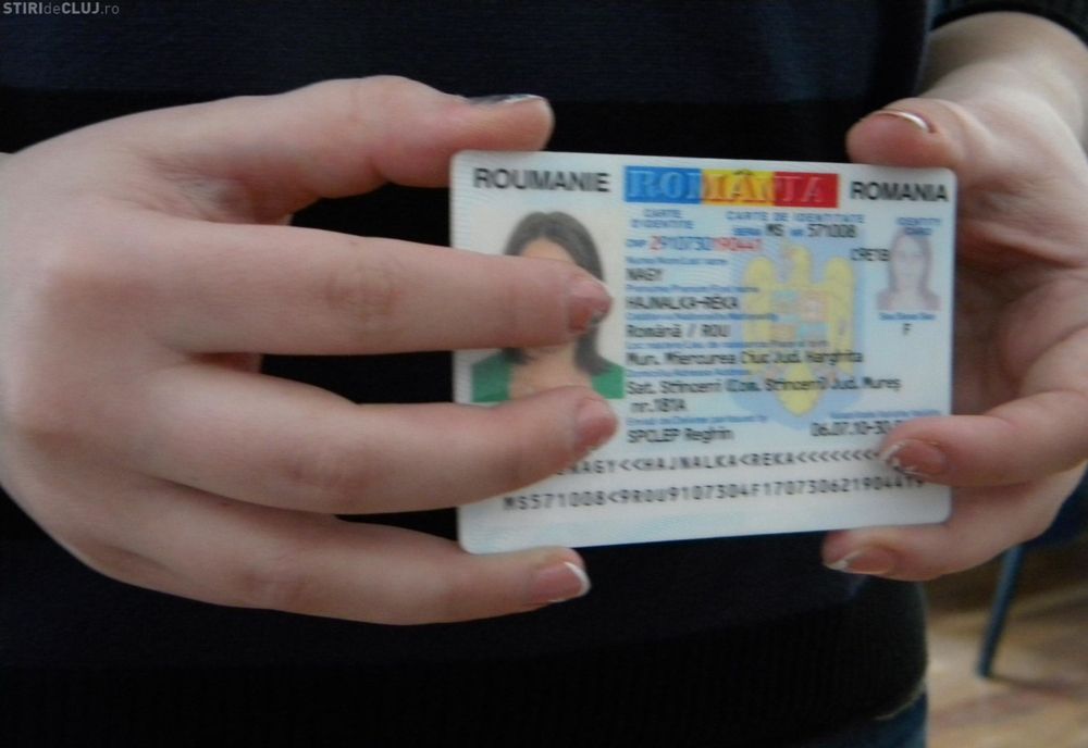 Doljenii îşi pot reface actul de identitate, sâmbătă şi în ziua alegerilor. Program
