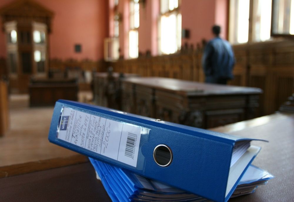 Prefecturile, în continuare fără secretari generali. Ce activităţi sunt blocate