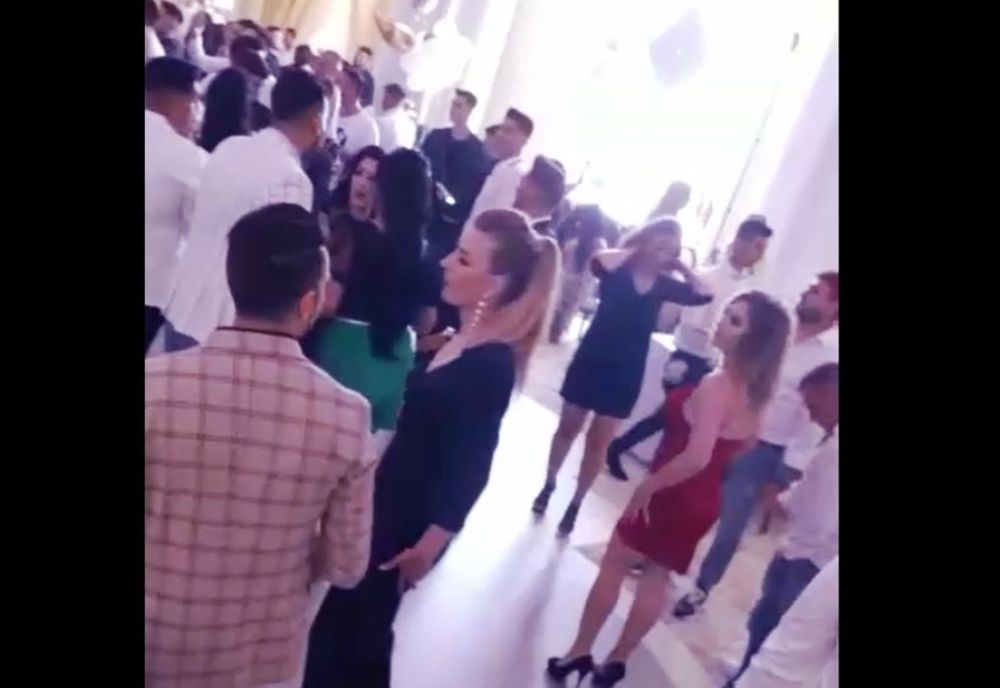 VIDEO. Poliţiştii au aplicat amenzi la un botez cu sute de invitaţi, în Dolj