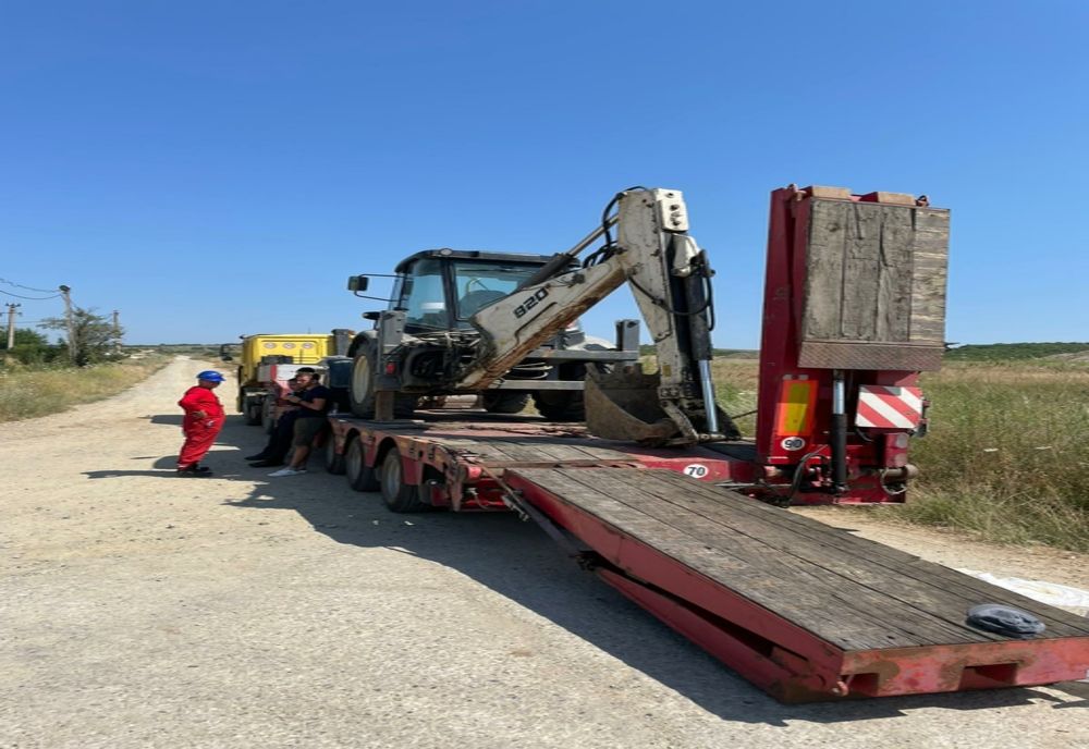 Un bărbat din Gorj a murit, într-o comună din Dolj, strivit de o rampă