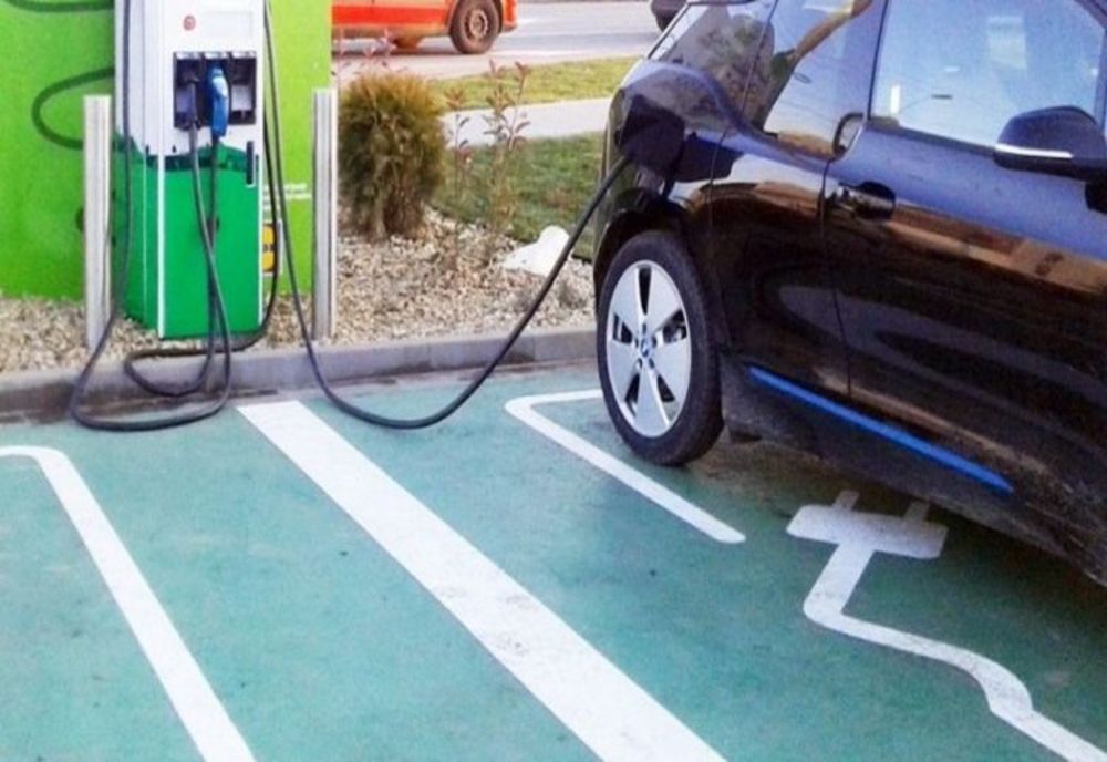 Nouă staţii de încărcare pentru maşini electrice, în Craiova