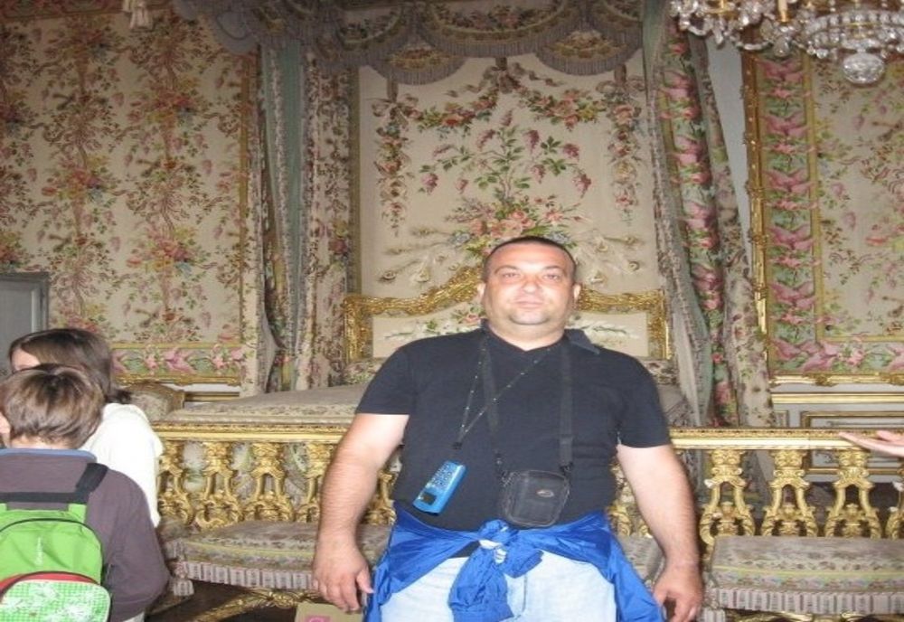 Un consilier local PNL din Craiova îi înjură pe Facebook pe Barna şi Cioloş