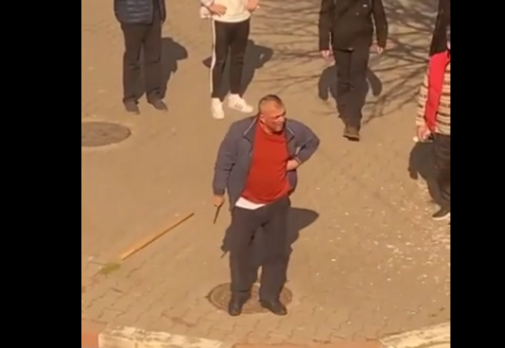 Dolj: Bătaie cu cuţite în stradă, la Calafat