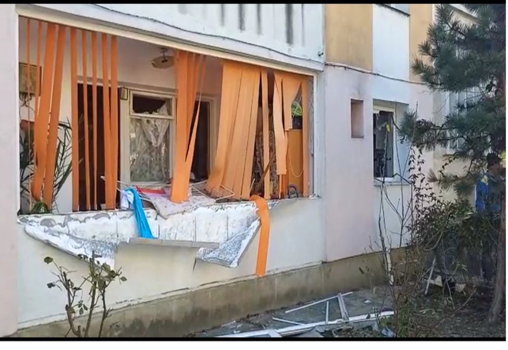 VIDEO. Explozie într-un bloc din Craiova
