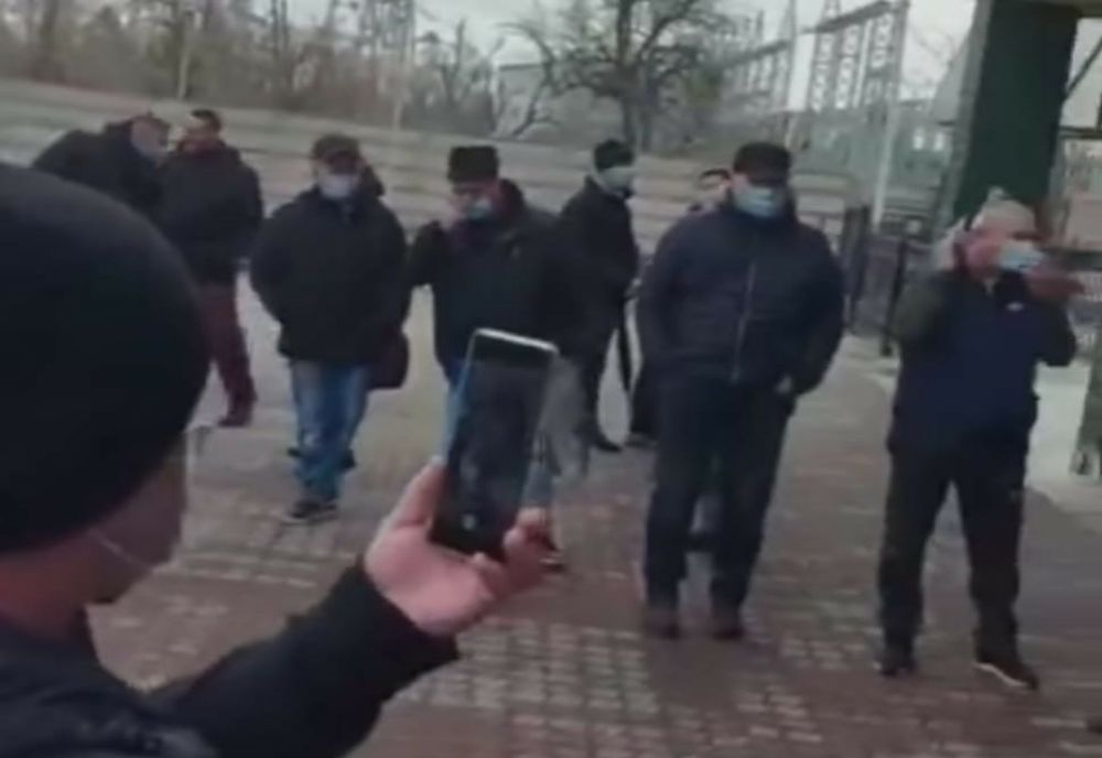 Angajați ai Termocentralei Ișalnița din județul Dolj, PROTEST. Ce revendică