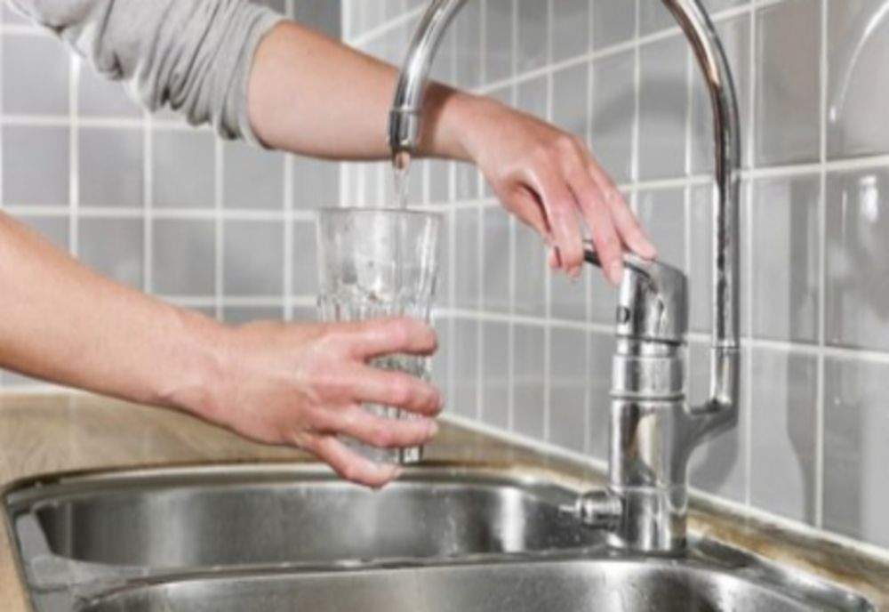 Mai multe cartiere din Craiova au rămas fără apă potabilă