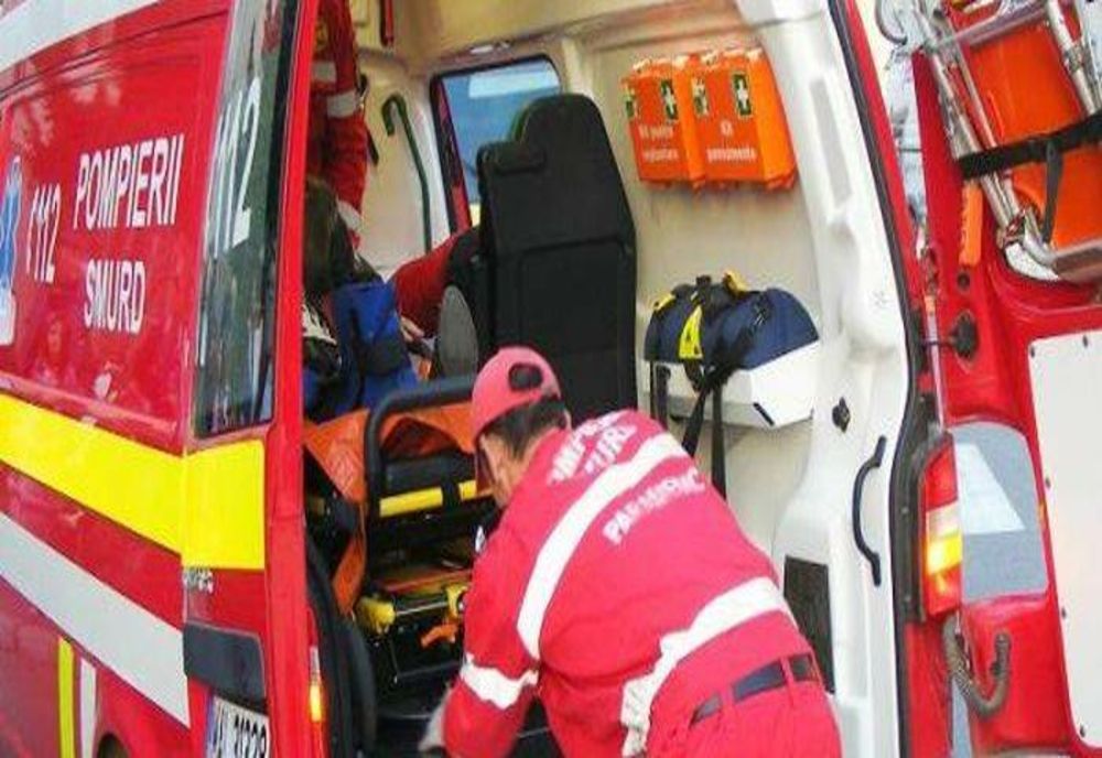 Craiova: O asistentă s-a aruncat de la etajul trei