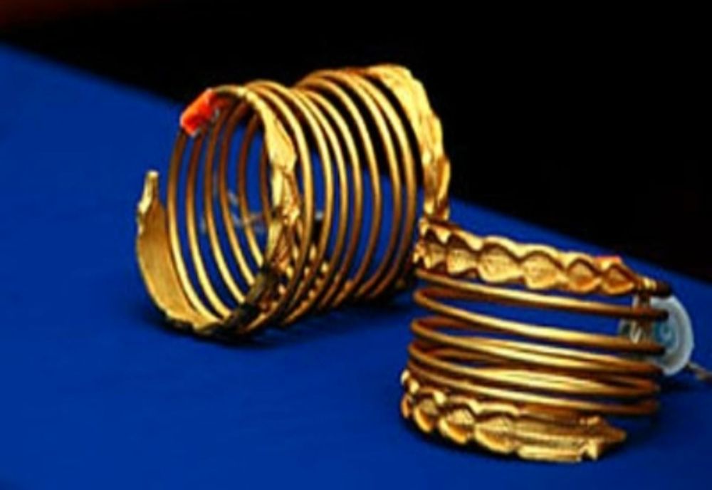 Mugur Isărescu vrea să aducă tezaurul de la ruși în țară. Ce demersuri face BNR după un secol de negocieri surde cu Rusia