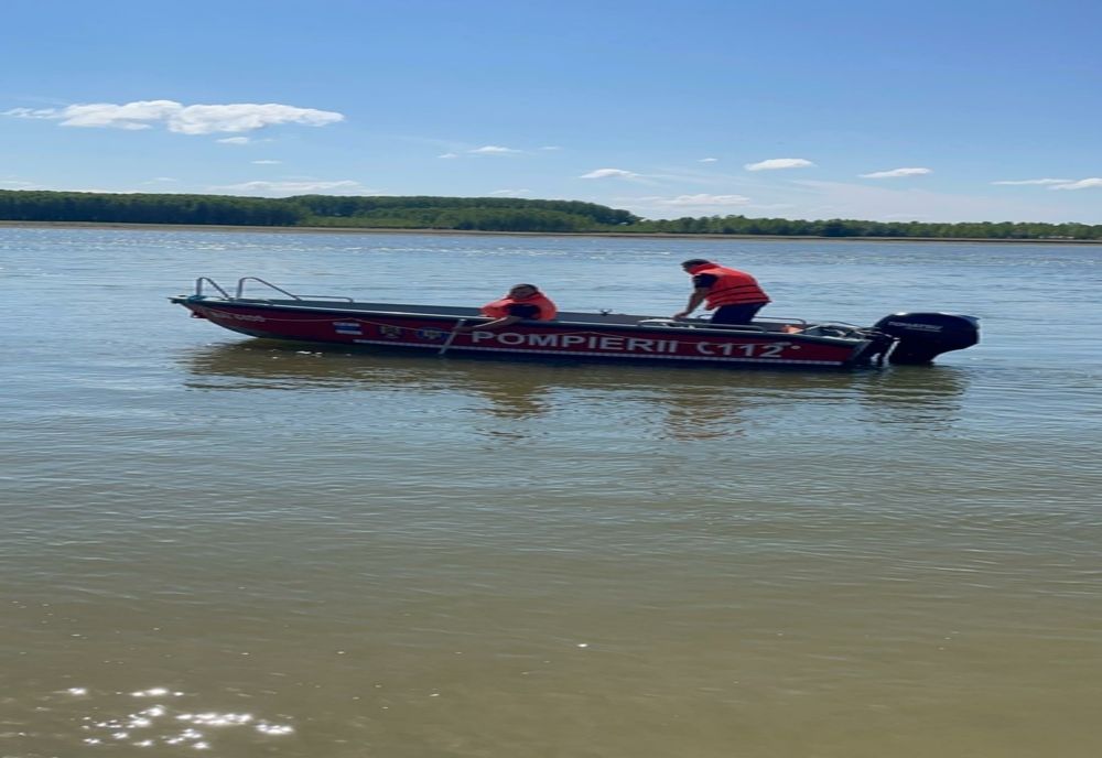 TRUPUL UNUIA DINTRE BĂRBAȚII DISPĂRUȚI ÎN ACCIDENTUL NAVAL DE PE DUNĂRE, DIN JUDEȚUL DOLJ, A FOST GĂSIT 