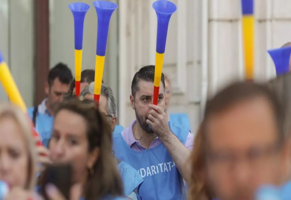 MĂSURILE SĂRĂCIEI AU INTRAT ÎN VIGOARE