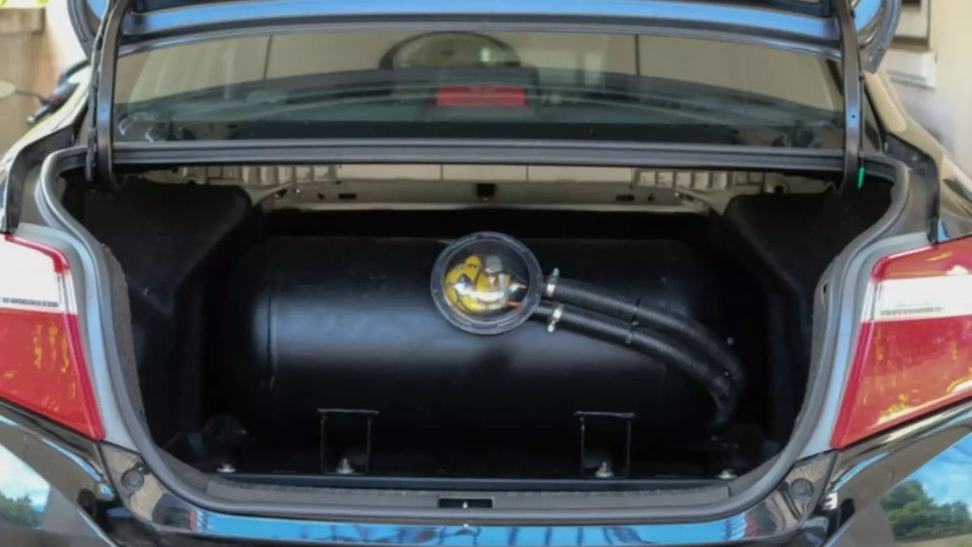 Cât te costă să treci pe GPL în 2026 și cât poți economisi la fiecare plin. Șoferii români se uită tot mai mult spre gaz, odată cu explozia prețurilor