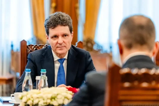 Liderii politici, așteptați zilele următoare la Cotroceni. Scenariile luate în calcul pentru noul Guvern - SURSE