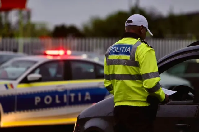 Doi condamnați la închisoare, depistați de poliția din Dolj și duși la Penitenciarul Craiova