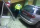 Șoferul care a intrat cu mașina în spital era băut. Le-a spus polițiștilor că a încurcat accelerația cu frâna