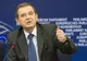 Jurnalistul Rareş Bogdan deschide lista PNL pentru europarlamentare. Doljeanul Marinescu a prins locul 10