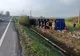 TIR încărcat cu scutece pentru copii, răsturnat pe un drum naţional din Dolj