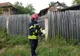 VIDEO/FOTO. Operațiune inedită a pompierilor doljeni. Au salvat un pui de barză care căzuze din cuib