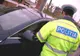 A furat o mașină dintr-o parcare și a plecat la Craiova. Adolescentul, fără permis, a fost prins de polițiști 